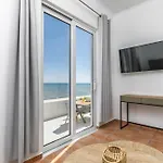 Aliki's Summerhouses Beachfront Hotel apartamentowy