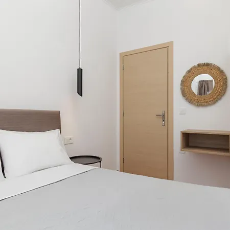 Aliki's Summerhouses Beachfront Apartmanhotel