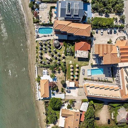 Hotel apartamentowy Aliki's Summerhouses Beachfront 3*
