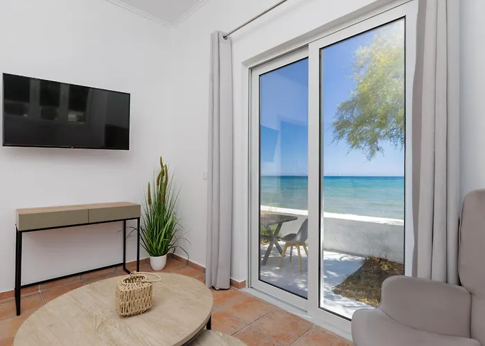 Aliki's Summerhouses Beachfront