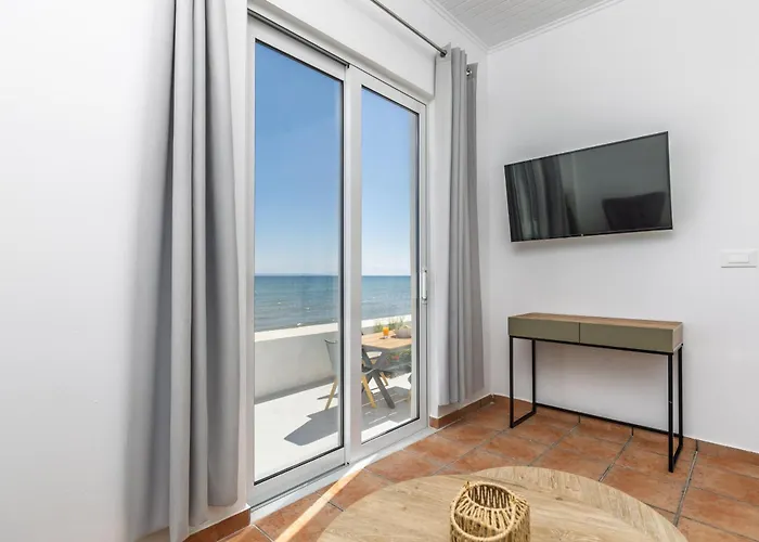 Aliki's Summerhouses Beachfront Lejlighedshotel