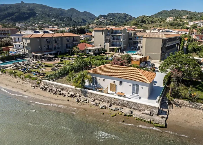 Aliki's Summerhouses Beachfront
