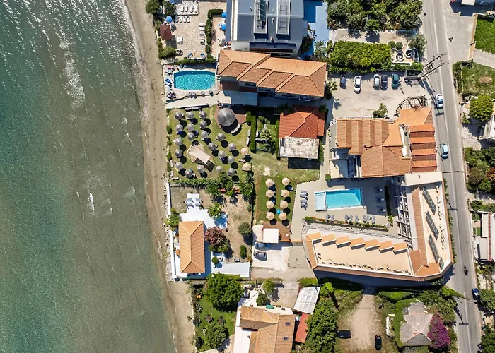 Lejlighedshotel Aliki's Summerhouses Beachfront 3*