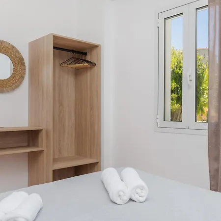 Aliki's Summerhouses Beachfront Argassi