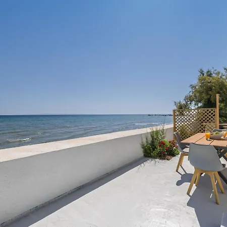 Aliki's Summerhouses Beachfront Hotel apartamentowy 3*