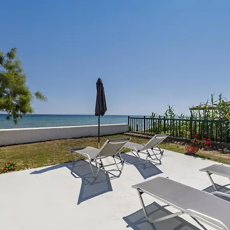 Aliki's Summerhouses Beachfront Hotel apartamentowy Argassi