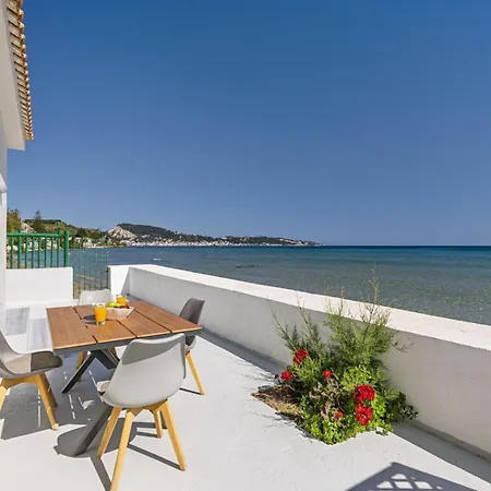 Aliki's Summerhouses Beachfront 3*