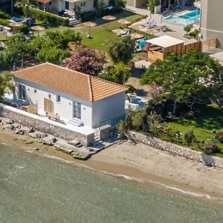 아파트호텔 Aliki's Summerhouses Beachfront 아르가시